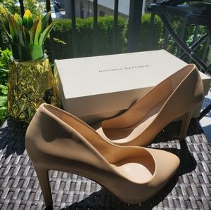 Banana Republic Kelsey Court Shoe Size 7.5